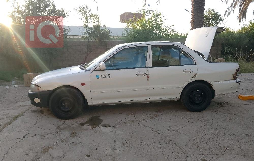 بروتون ويرا